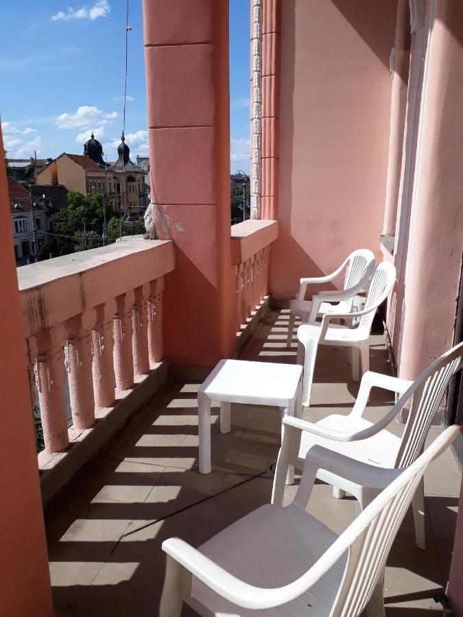 Piac Utcai Apartman Debrecen Exteriör bild