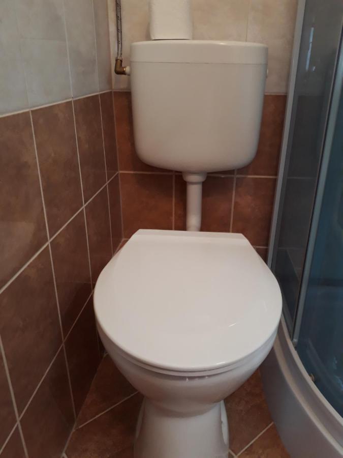 Piac Utcai Apartman Debrecen Exteriör bild