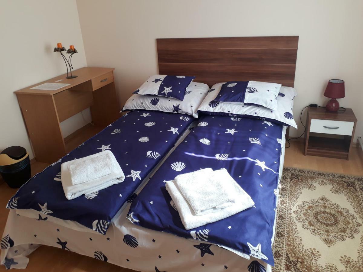 Piac Utcai Apartman Debrecen Exteriör bild