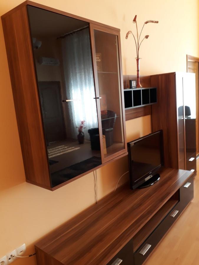 Piac Utcai Apartman Debrecen Exteriör bild