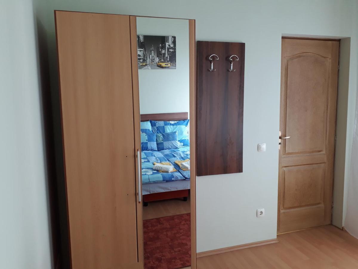 Piac Utcai Apartman Debrecen Exteriör bild